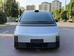 Li Auto Li Xiang MEGA Ultra - ფოტო 1