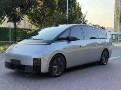 Li Auto Li Xiang MEGA Ultra - ფოტო 2