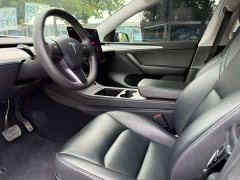 Tesla Model Y Rear-Wheel Drive - ფოტო 4