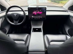 Tesla Model Y Rear-Wheel Drive - ფოტო 6