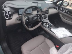 Geely Boyue L 2025 Fourth Generation 1.5TD DCT Shanhe - ფოტო 12