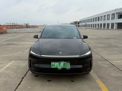 Tesla Model Y Rear-Wheel Drive - ფოტო 2