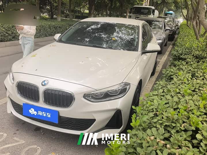 BMW 1 Series 120i M Sport - ავტომობილი ჩინეთიდან