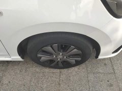 Honda Fit 1.5L CVT Sport Edition - ფოტო 6