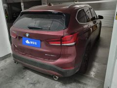 BMW X1 sDrive25Li Leading Edition - ფოტო 3