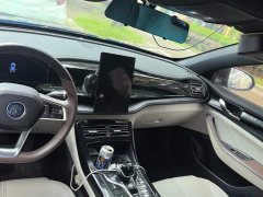 BYD Qin PLUS 2023 Champion Edition DM-i 55KM Leading - ფოტო 13