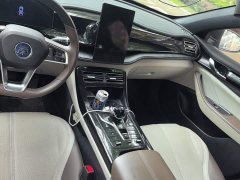 BYD Qin PLUS 2023 Champion Edition DM-i 55KM Leading - ფოტო 16