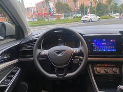 Volkswagen Jetta VS5 280TSI Manual Entry-Level - ფოტო 12