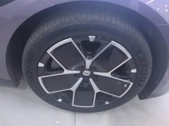 Xiaomi SU7 2024 Rear-Wheel Drive Long Range Smart Driving Edition - ფოტო 5