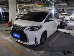 Lexus LM 2020 300h Four-Seat Royal Edition - ფოტო 1