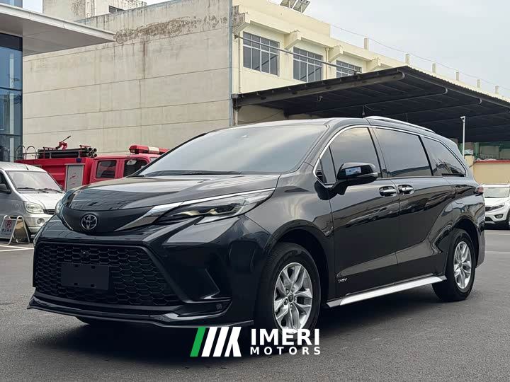 Toyota Emgrand S6 Gravia 2.5L Hybrid Comfort Edition