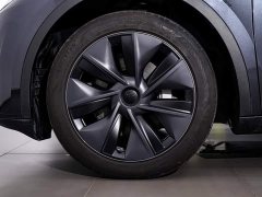 Tesla Model Y 2024 Rear-Wheel Drive - ფოტო 12
