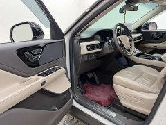 Lincoln Flying Spur Aviator 3.0T V6 AWD Premium - ფოტო 14