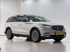 Lincoln Flying Spur Aviator 3.0T V6 AWD Premium - ფოტო 4