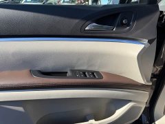 Buick GL8 Land Business Class 652T Luxury - ფოტო 10