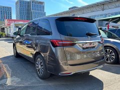 Buick GL8 Land Business Class 652T Luxury - ფოტო 6