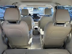 Buick GL8 Land Business Class 652T Luxury - ფოტო 9