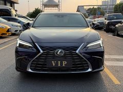 Lexus ES 300h Premium Edition - ფოტო 2