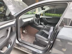Tesla Model Y Rear-Wheel Drive - ფოტო 12