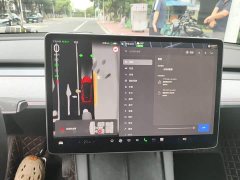 Tesla Model Y Rear-Wheel Drive - ფოტო 7