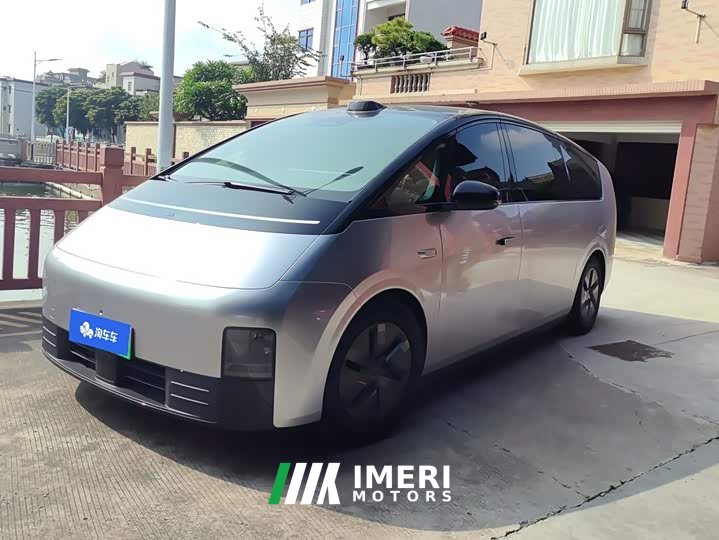 Li Auto Li Xiang MEGA 2024 Ultra - ავტომობილი ჩინეთიდან