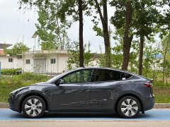 Tesla Model Y Facelift Rear-Wheel Drive - ფოტო 3