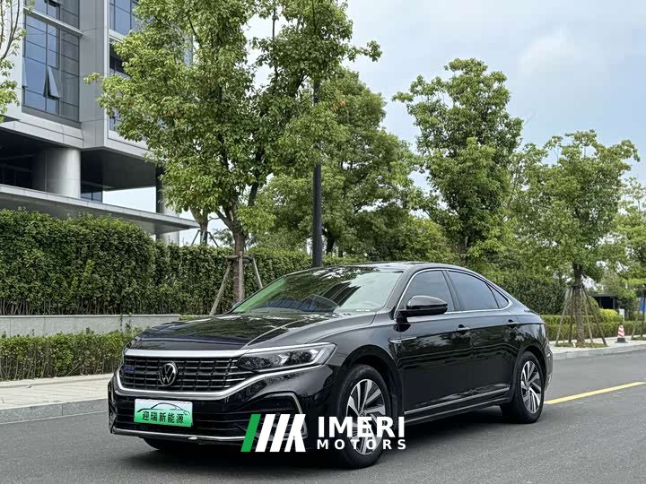 Volkswagen Passat Plug-in Hybrid 430PHEV Hybrid Elite Edition - ავტომობილი ჩინეთიდან