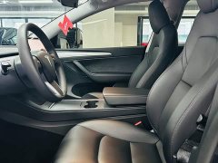 Tesla Model Y Rear-Wheel Drive - ფოტო 7
