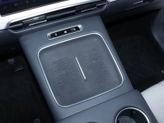 Voyah Lantu Dreamchaser PHEV AWD Flagship Kunpeng Edition - ფოტო 10