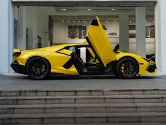 Lamborghini Revuelto 2023 6.5L PHEV Standard - ფოტო 4
