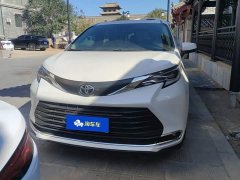Toyota Sienna 2.5L Hybrid Comfort Edition - ფოტო 2