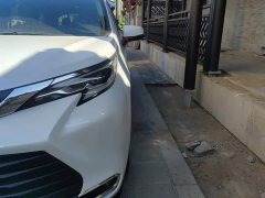 Toyota Sienna 2.5L Hybrid Comfort Edition - ფოტო 5
