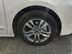 Toyota Sienna 2.5L Hybrid Comfort Edition - ფოტო 6