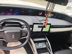 Lincoln Navigator 2.0T AWD Prestige - ფოტო 12