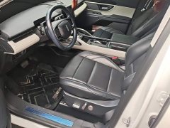 Lincoln Navigator 2.0T AWD Prestige - ფოტო 9