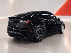 Tesla Model Y 2022 Rear-Wheel Drive - ფოტო 4