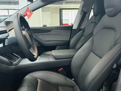 Tesla Model Y Rear-Wheel Drive - ფოტო 8
