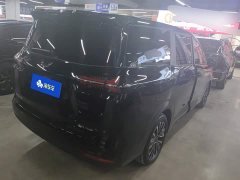 Wuling Starlight 730 2025 1.5T CVT Elite - ფოტო 3