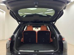 Li Auto L8 2023 Pro - ფოტო 18