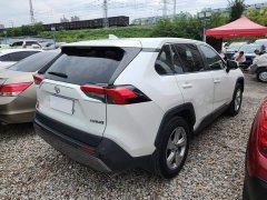 Toyota RAV4 2020 2.0L CVT FWD Fashion Plus Edition - ფოტო 3