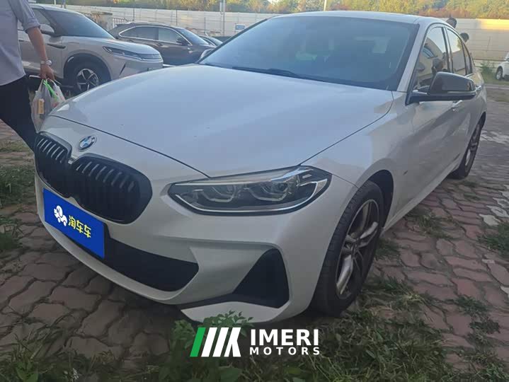 BMW 1 Series 120i M Sport Night Edition - ავტომობილი ჩინეთიდან