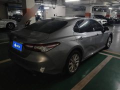 Toyota Camry 2.0G Luxury - ფოტო 3