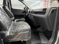 Wuling Yangguang Pro 405km Pure Electric Functional Passenger Vehicle 6-Seater - ფოტო 6
