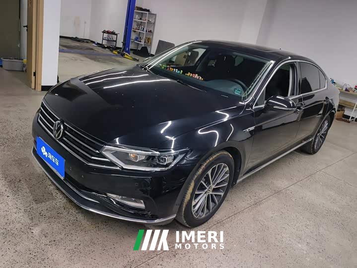 Volkswagen Magotan 2020 330TSI DSG Luxury - ავტომობილი ჩინეთიდან