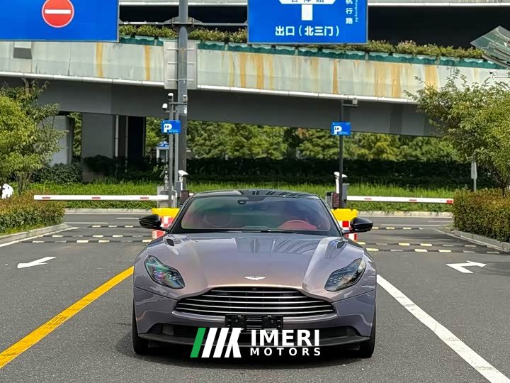 Aston Martin DB11 4.0T V8 Coupe