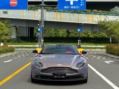 Aston Martin DB11 4.0T V8 Coupe - ფოტო 1