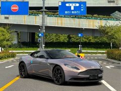 Aston Martin DB11 4.0T V8 Coupe - ფოტო 2