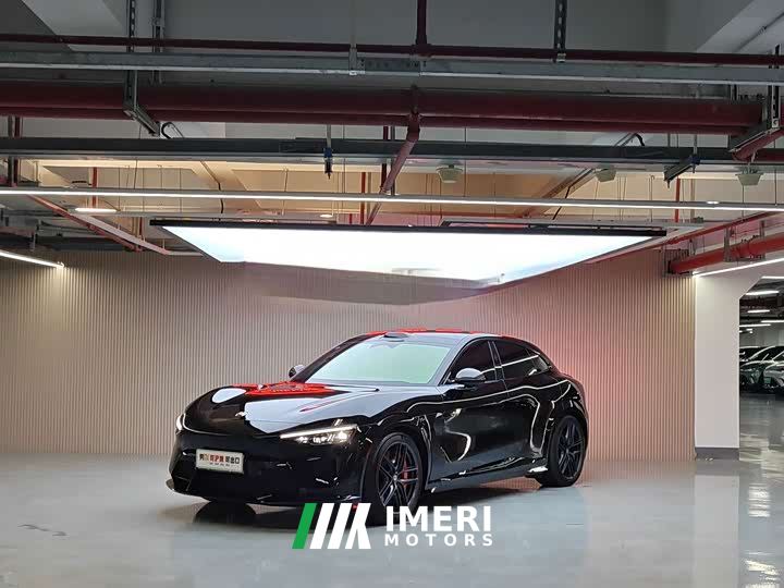 Xiaomi YU7 Four-Wheel Drive GT