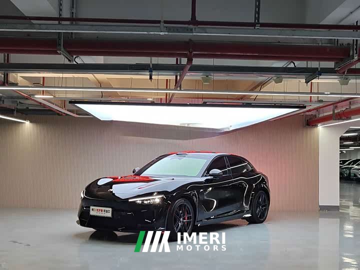 Xiaomi YU7 Four-Wheel Drive GT