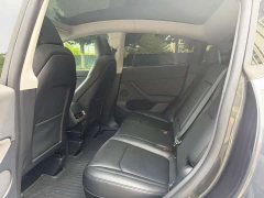 Tesla Model Y Rear-Wheel Drive - ფოტო 8